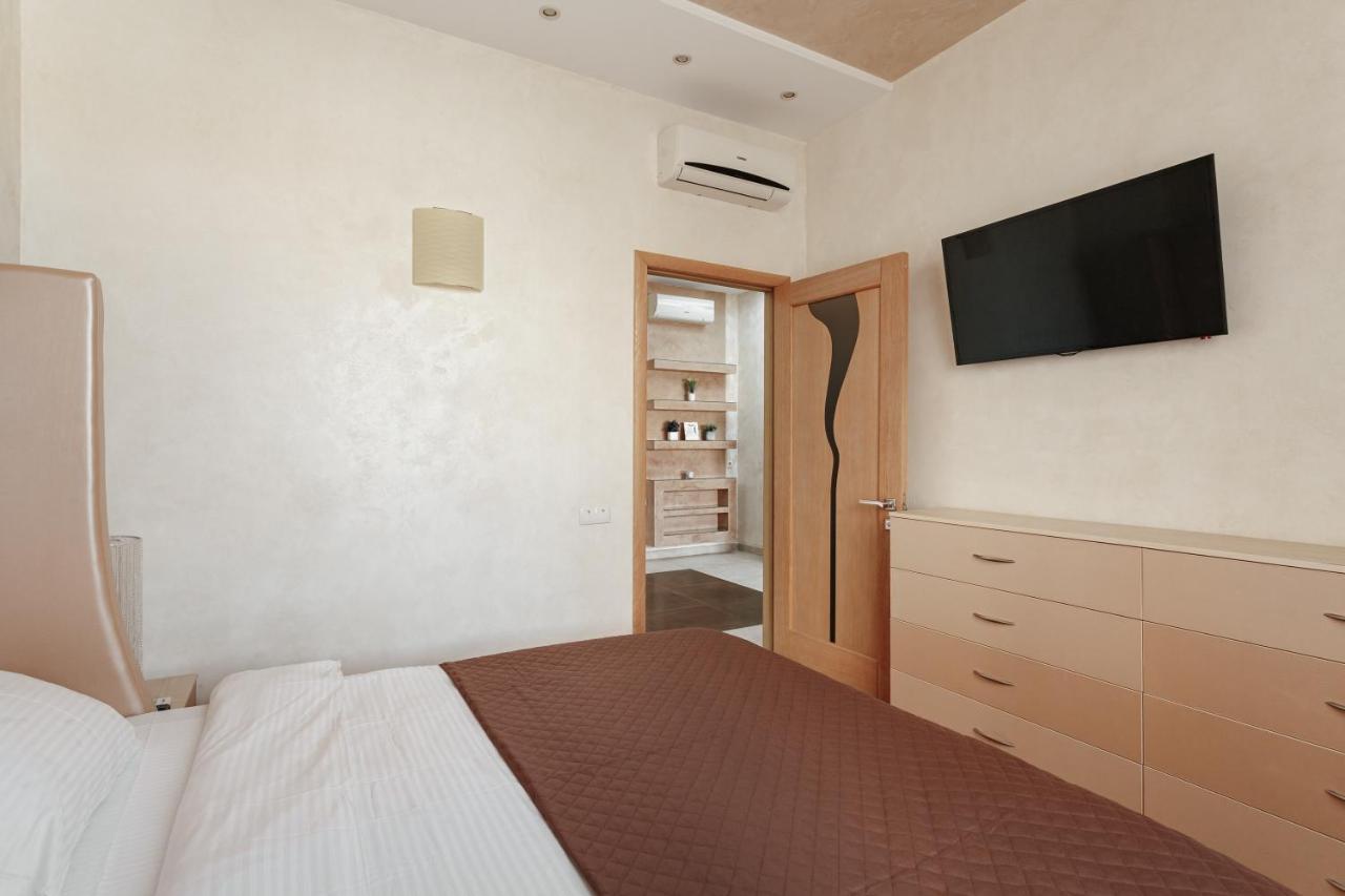Lapinsky Apartments Odessa Exterior foto